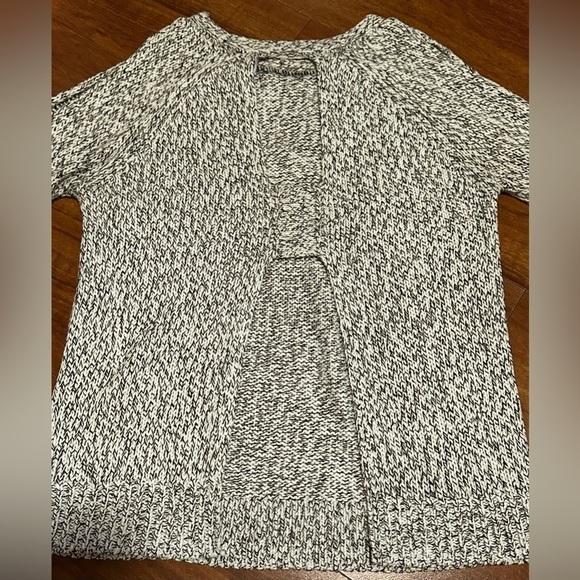 Alya Black & White Sweater with Cut-Out Shoulders & Pretty Openings on Back - Picture 6 of 8